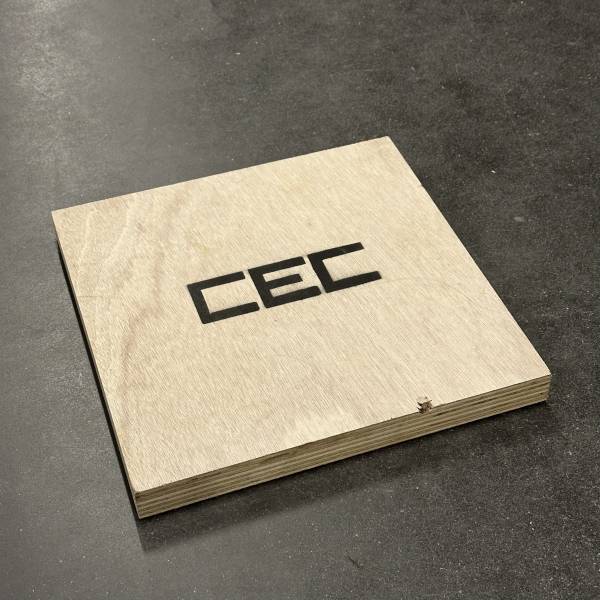 Cale en bois de peuplier pour caler les praticables et les pieds de levage en location vers Lyon