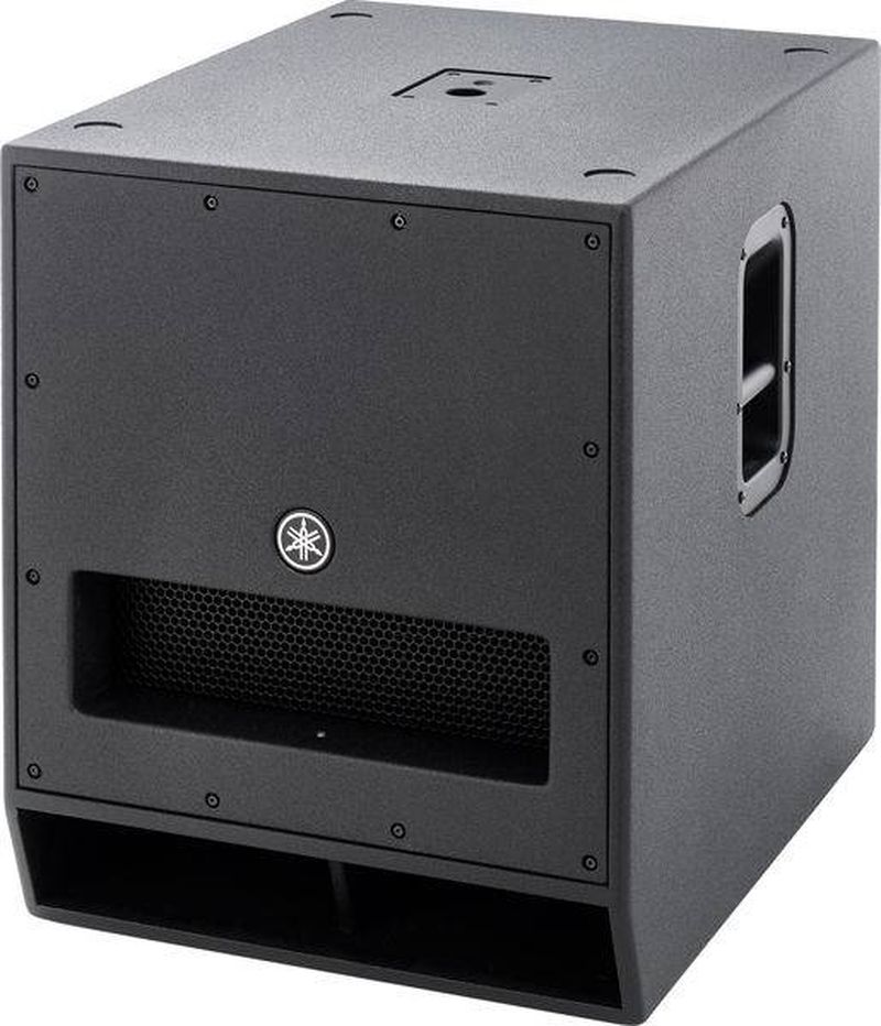 Location Yamaha DXS 18